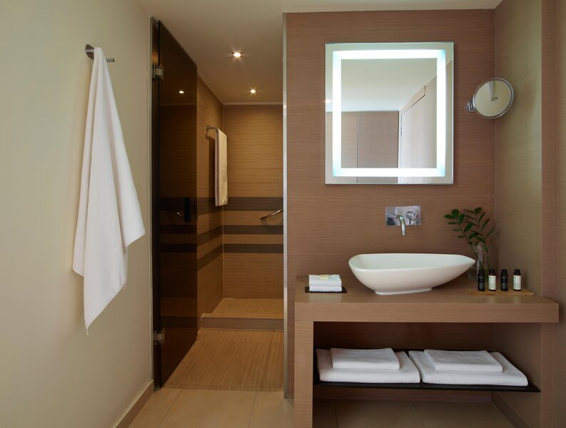 The Ixian Grand & All Suites 47
