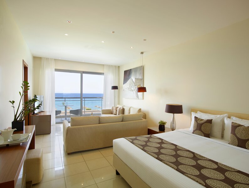 The Ixian Grand & All Suites 23
