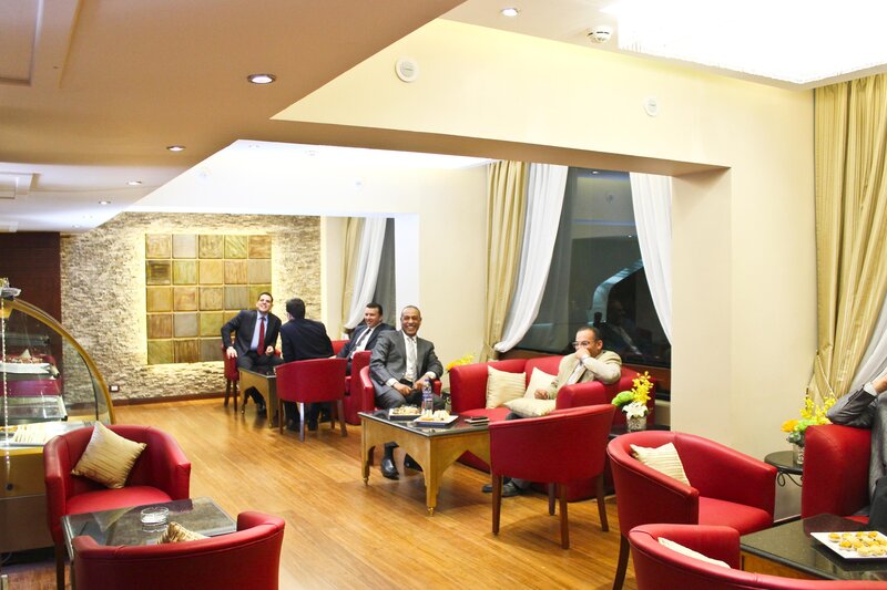 Golden Tulip Flamenco 42