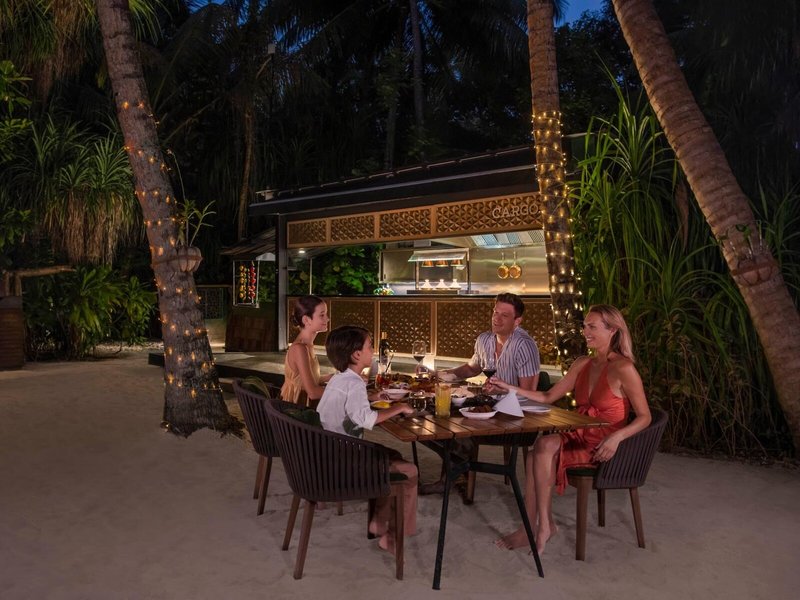 The St. Regis Maldives Vommuli Resort 26