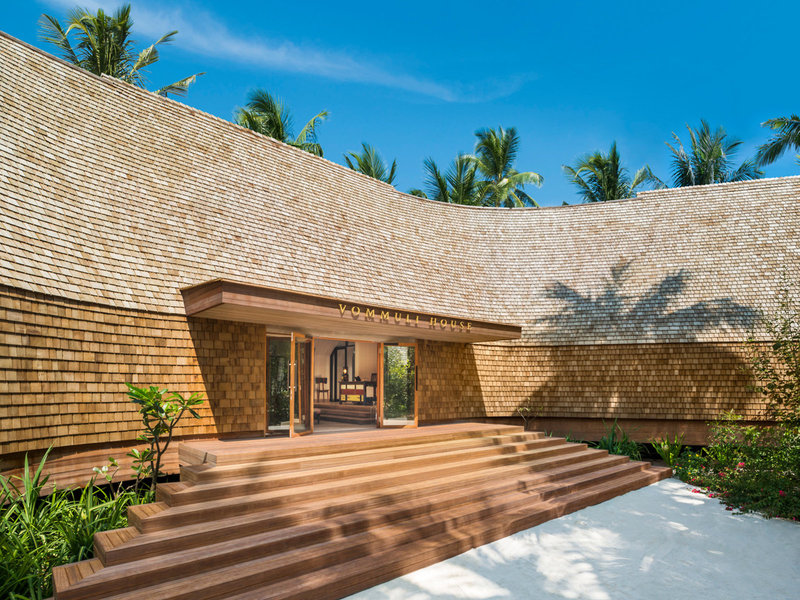 The St. Regis Maldives Vommuli Resort 46