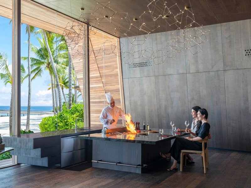 The St. Regis Maldives Vommuli Resort 16