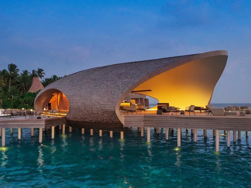The St. Regis Maldives Vommuli Resort 22