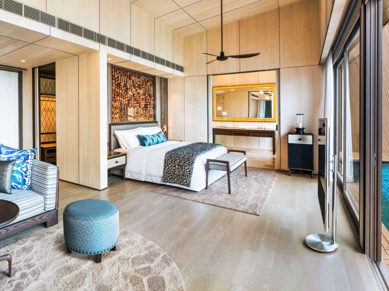 The St. Regis Maldives Vommuli Resort 48