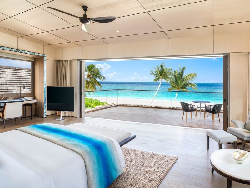 The St. Regis Maldives Vommuli Resort 49