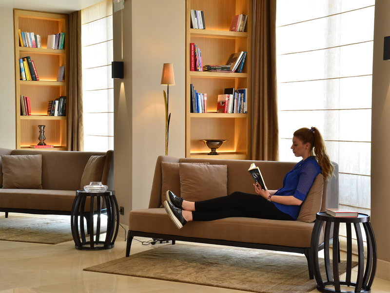 Somewhere Boutique Hotel Vouliagmeni 5