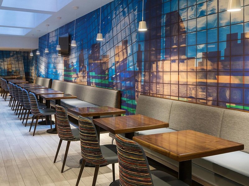 Fairfield Inn & Suites New York Manhattan/Central Park 13