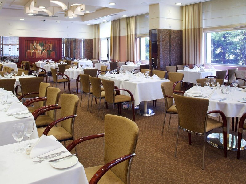 Holiday Inn Athen Attica Av Airport W 7