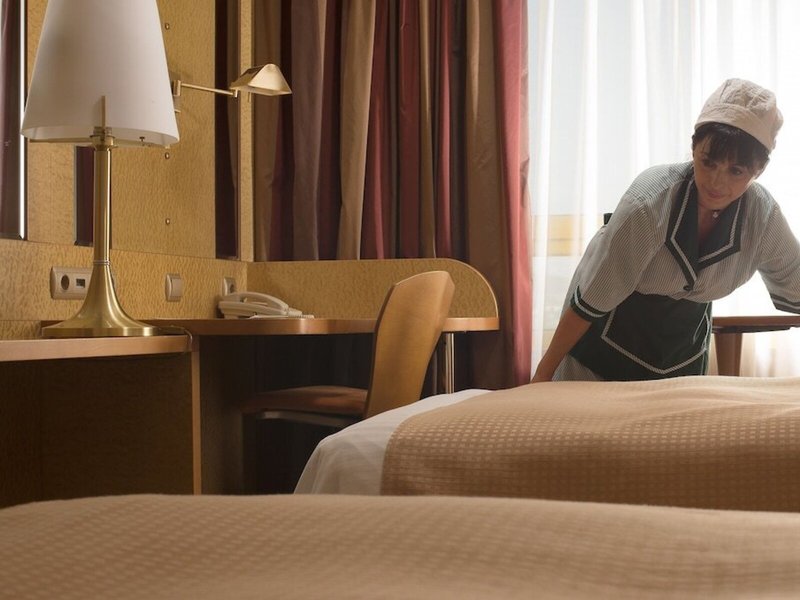 Holiday Inn Athen Attica Av Airport W 16