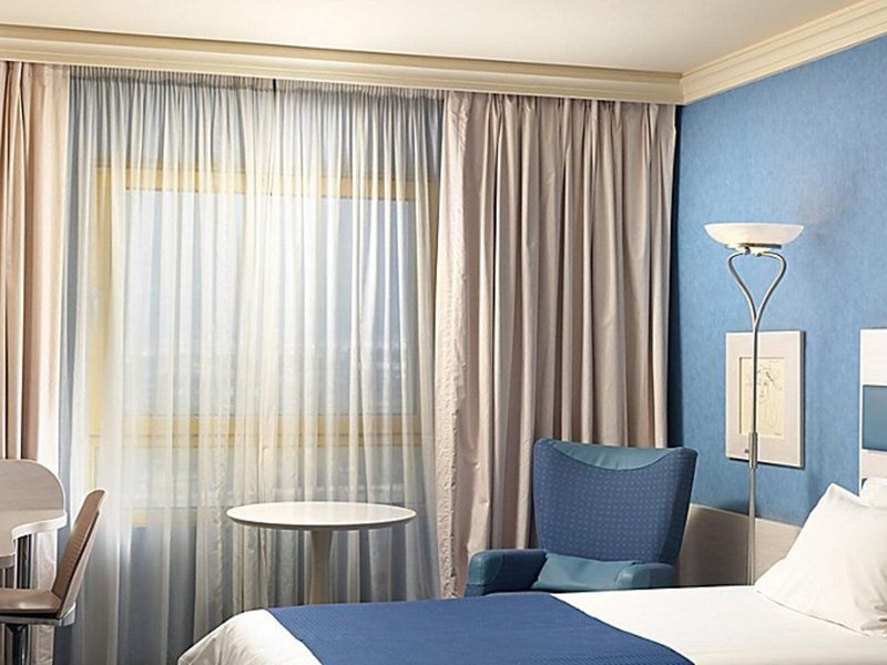 Holiday Inn Athen Attica Av Airport W 21