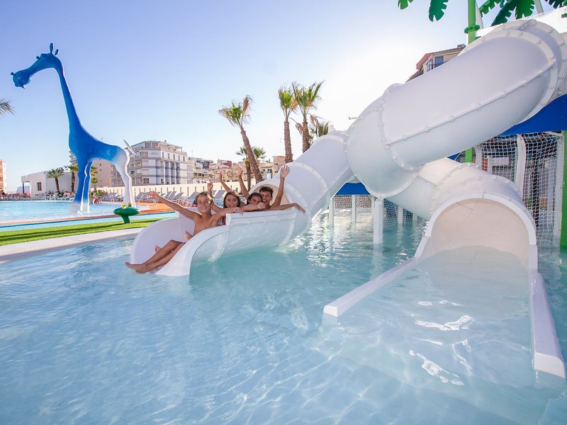 Suitopia Sol & Mar Suites 8