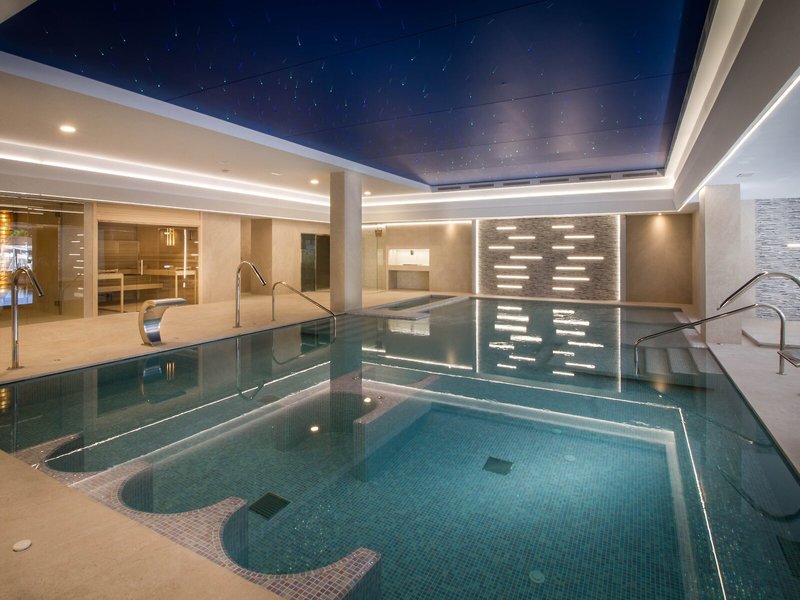 Suitopia Sol & Mar Suites 11