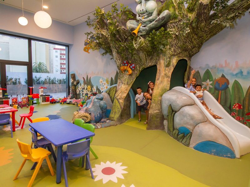 Suitopia Sol & Mar Suites 40