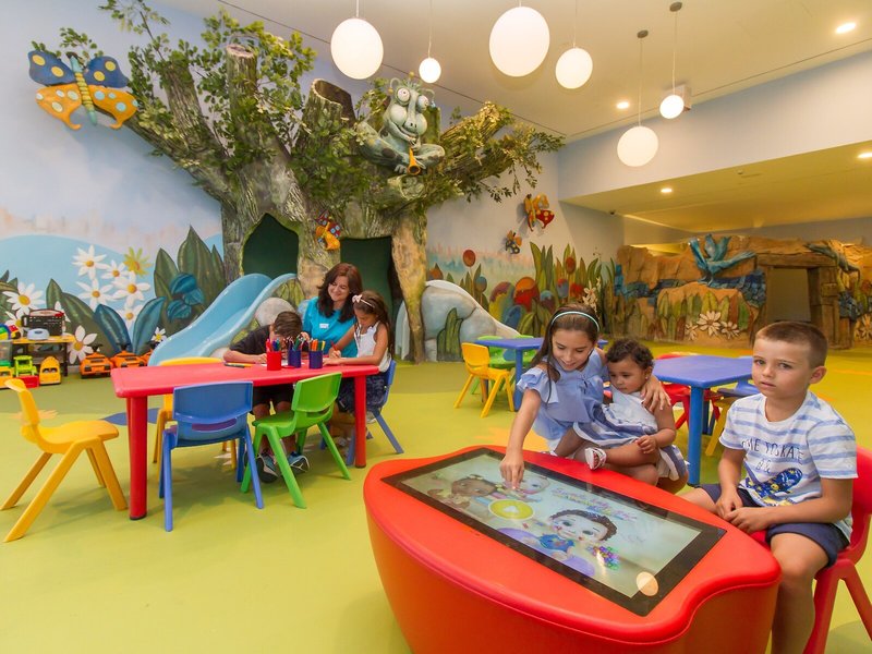 Suitopia Sol & Mar Suites 41