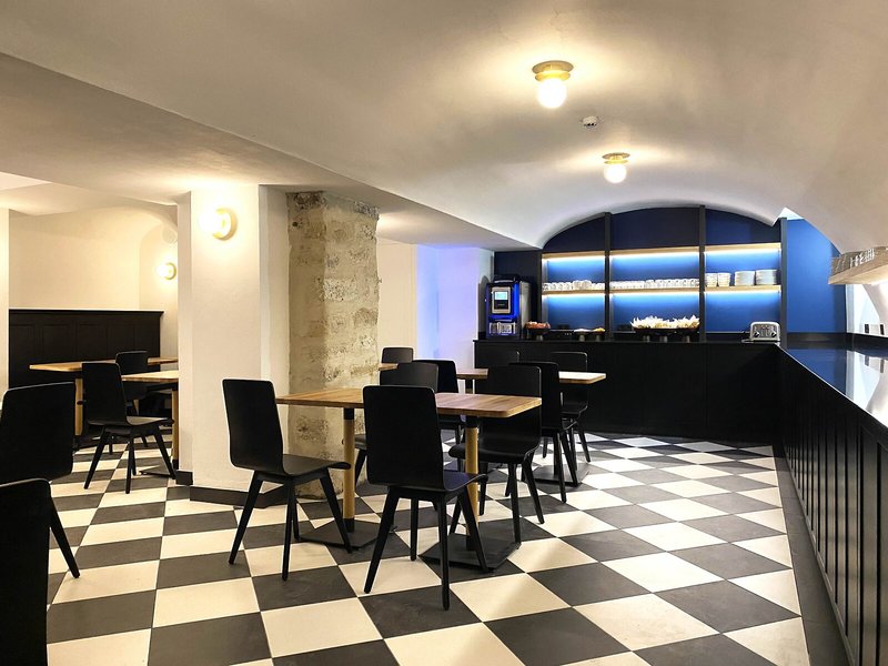 New Hotel Lafayette 2