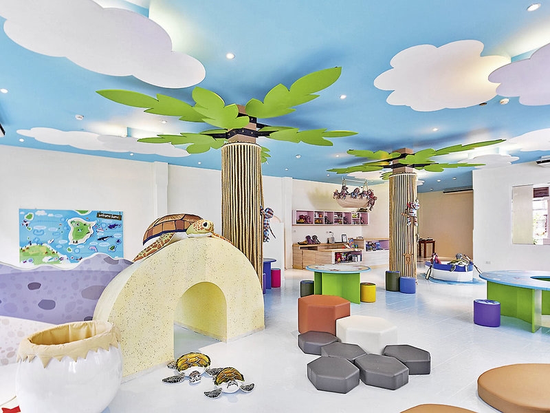 Bandara Resort & Spa Samui 13