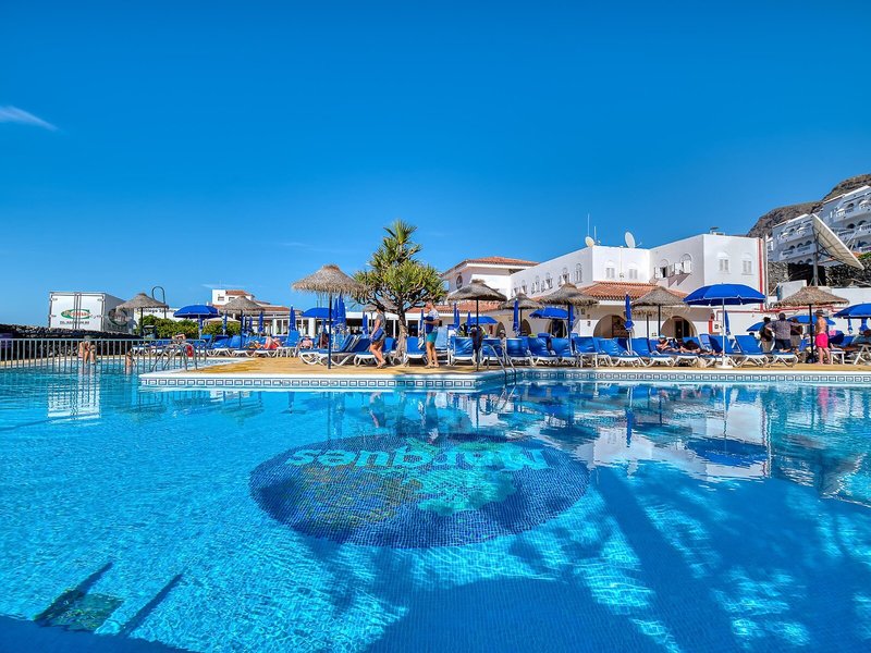Ona El Marqués Resort 9