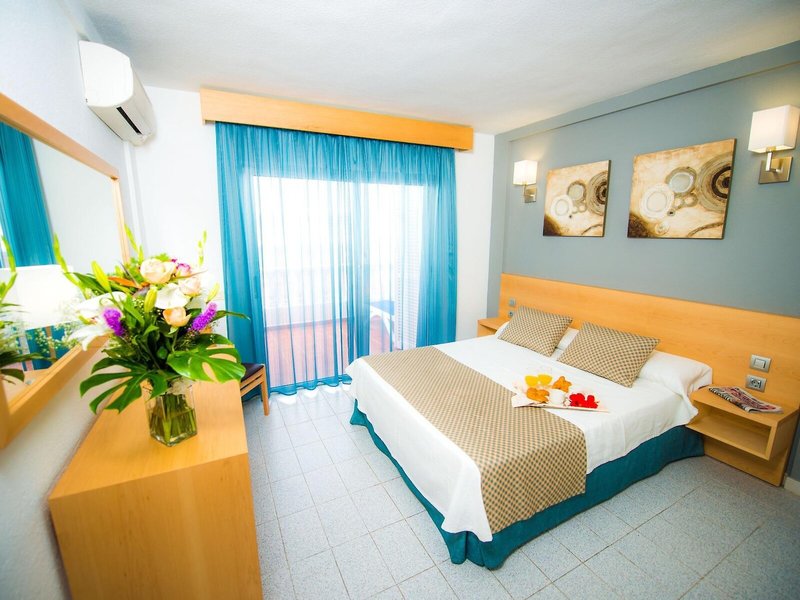 Ona El Marqués Resort 34