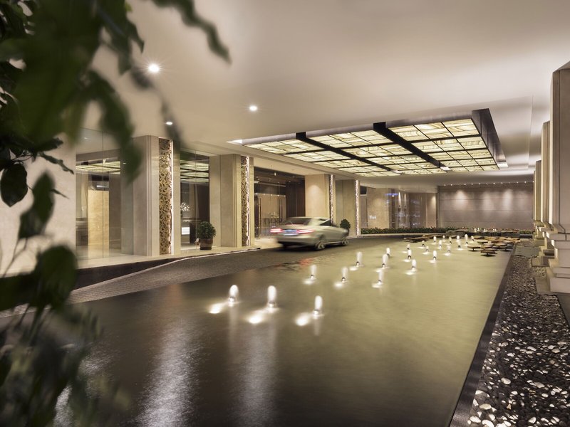 Lancaster Bangkok 13