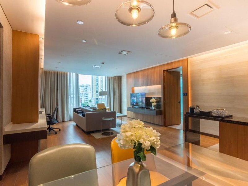 Lancaster Bangkok 16