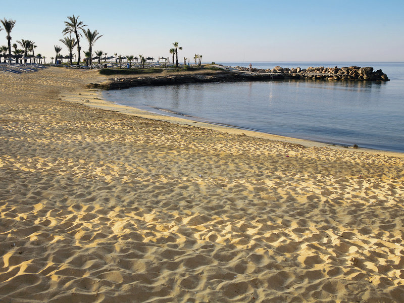 Adams Beach & Deluxe Wing 4