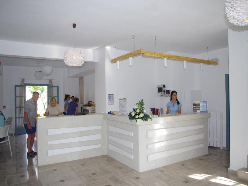 Iris Hotel 1