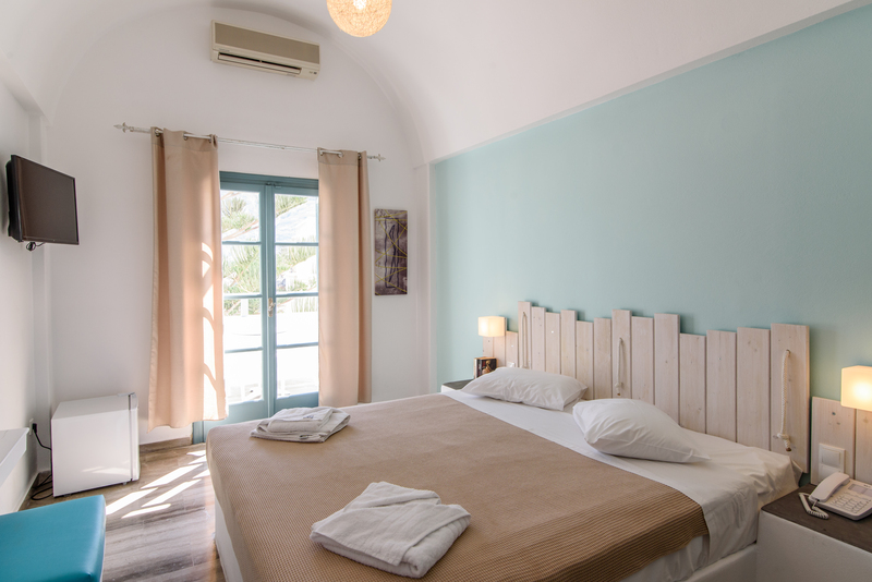 Iris Hotel 1