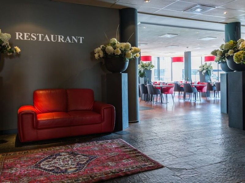 Best Western Plus Amsterdam Airport Hotel 10