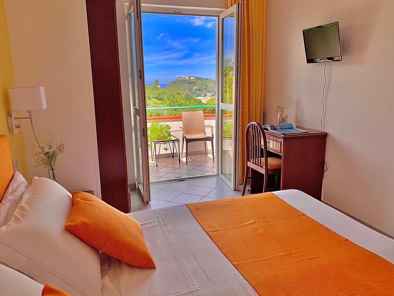 La Pergola Hotel Terme & Villa Flavio 4