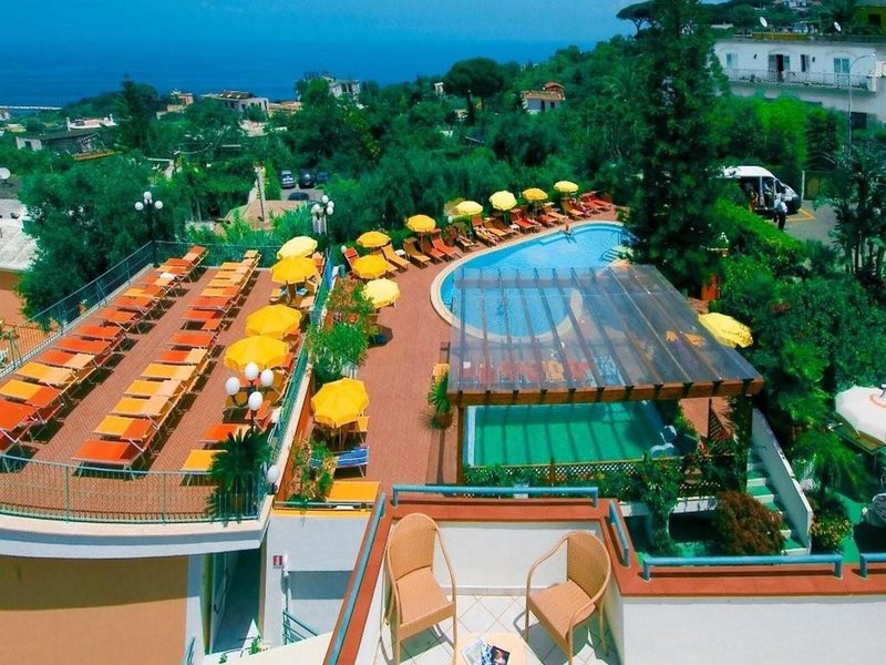 La Pergola Hotel Terme & Villa Flavio 14
