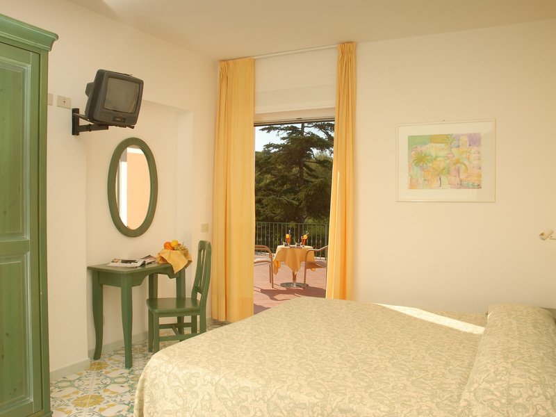 La Pergola Hotel Terme & Villa Flavio 44