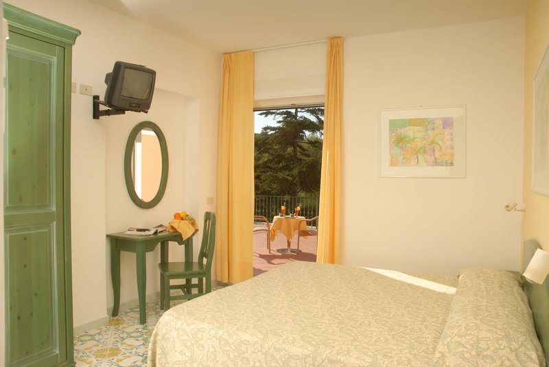 La Pergola Hotel Terme & Villa Flavio 17