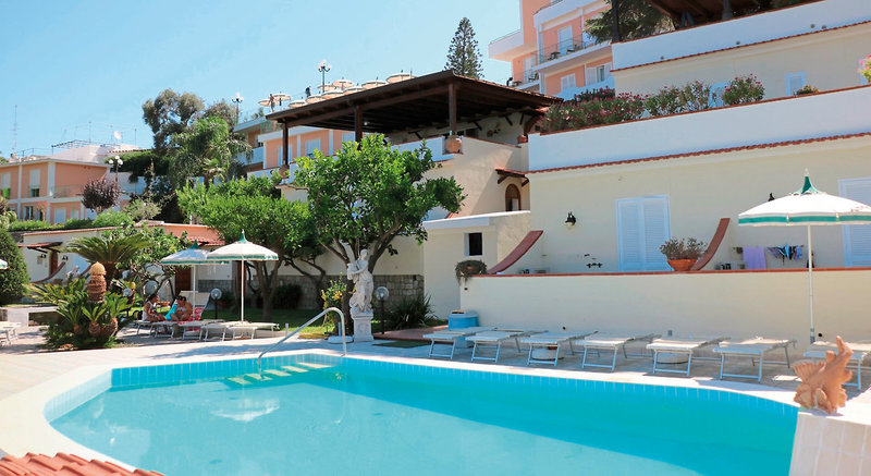 La Pergola Hotel Terme & Villa Flavio 1