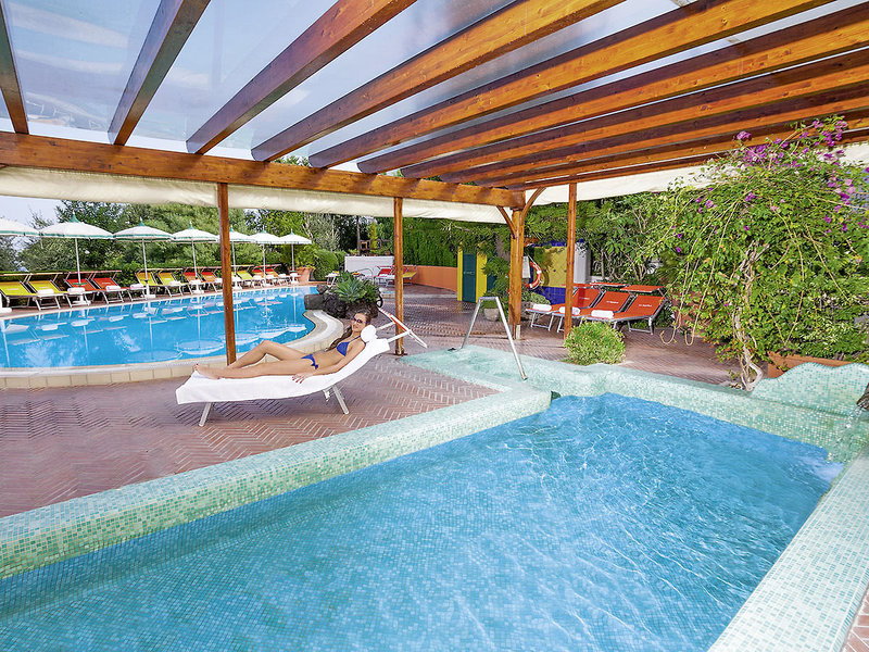 La Pergola Hotel Terme & Villa Flavio 9