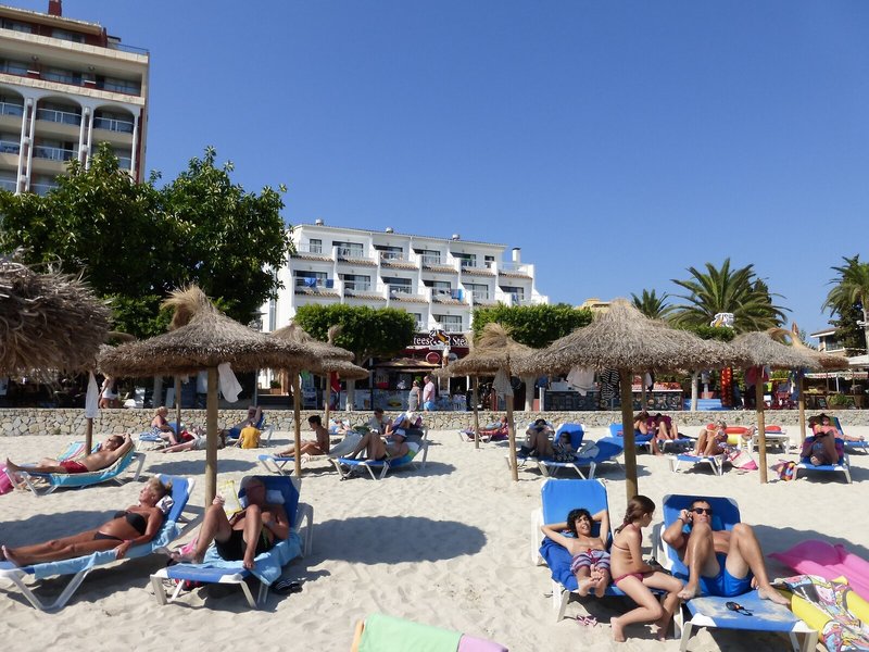 Apartamentos Balear Beach 11