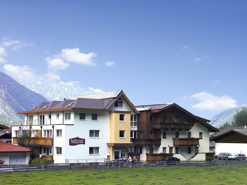 Falkner Appartement Resort 3
