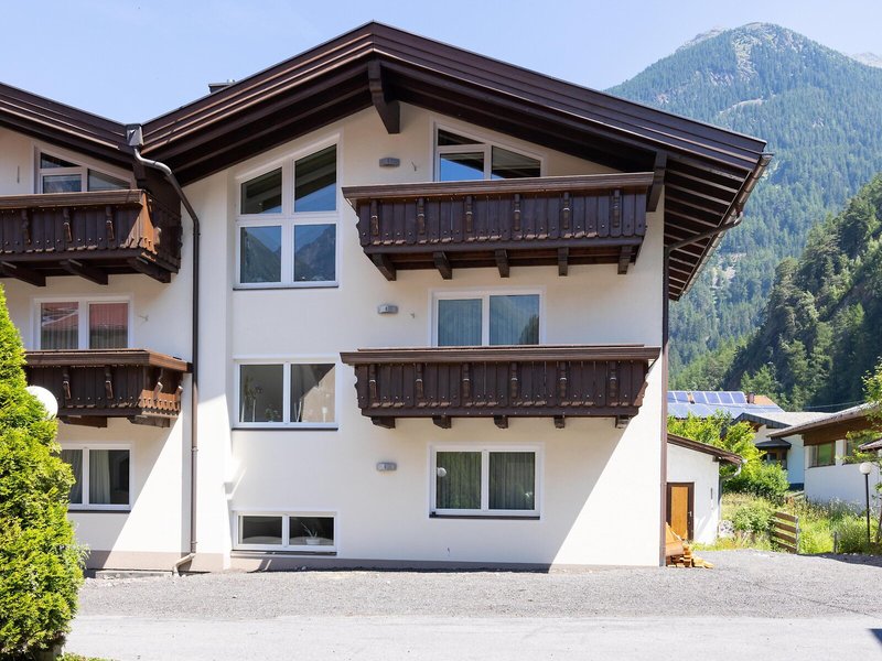 Falkner Appartement Resort 5