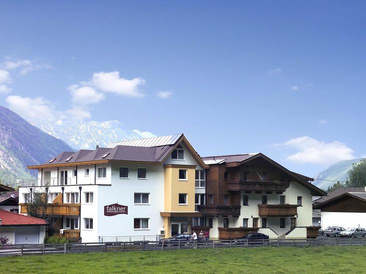 Falkner Appartement Resort 1