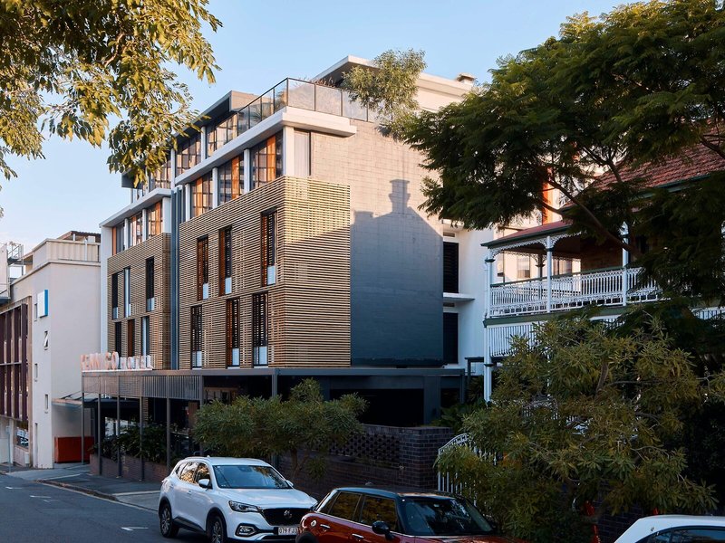 Kennigo Hotel Brisbane 1