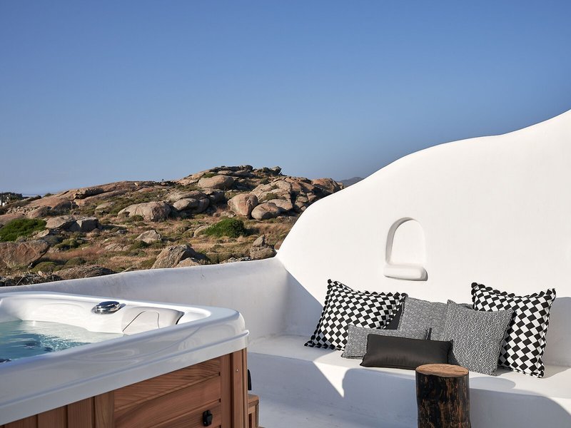 Naxian Utopia Luxury Villas & Suites 18