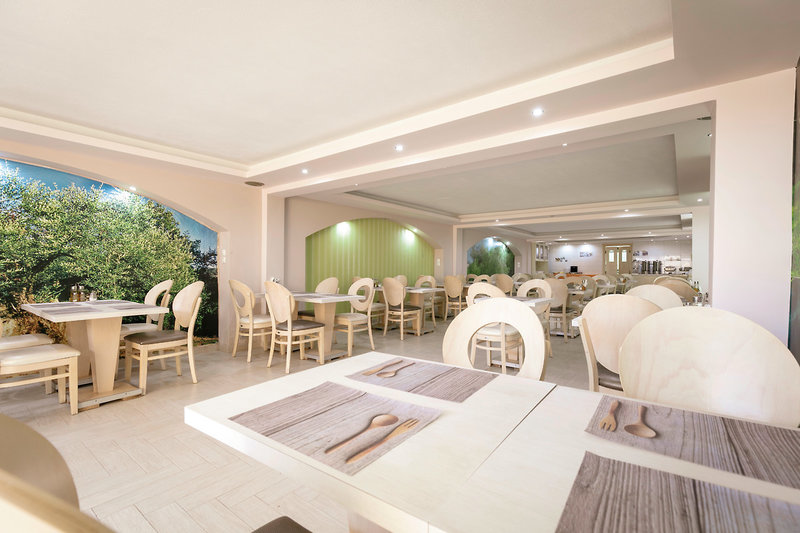 Mediterranean Beach Hotel 18