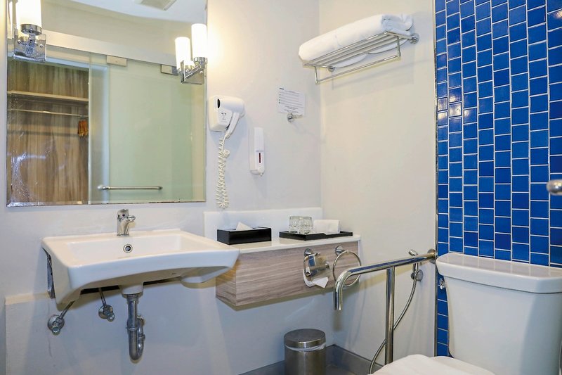 Holiday Style Ao Nang Beach Resort, Krabi 32