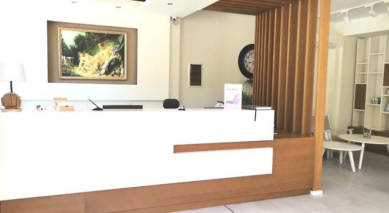 Artemis Plaza 4