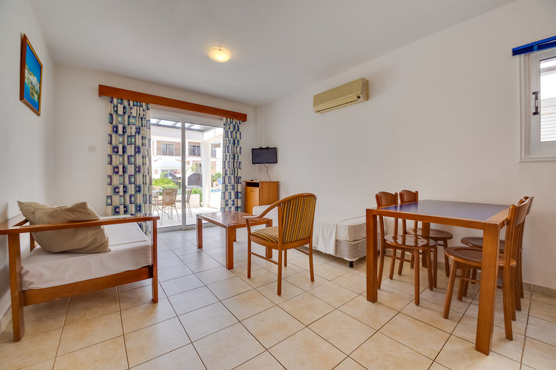 Jacaranda Hotel Apartments 5