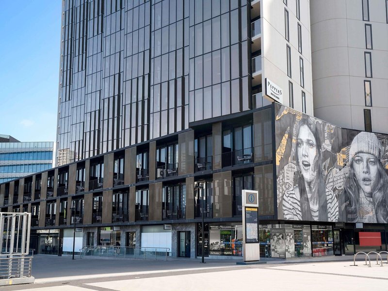 Peppers Docklands Melbourne 2
