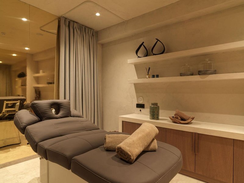LYO Boutique Hotel 42