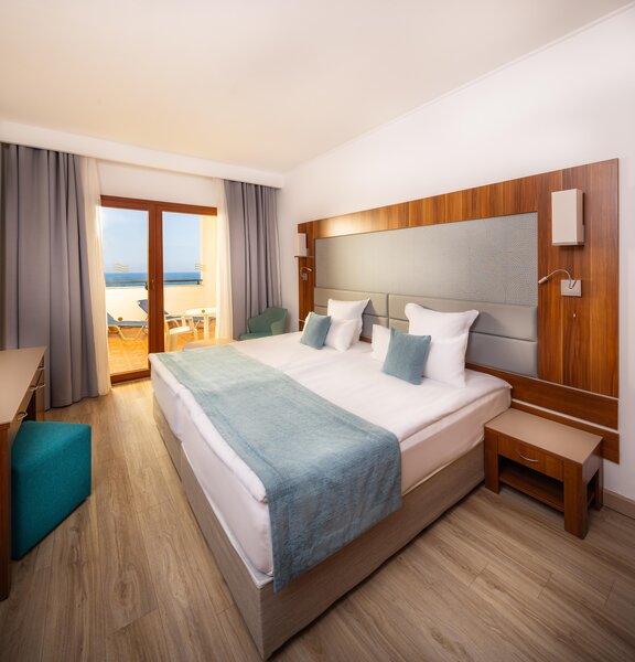 Riu Helios Bay  80