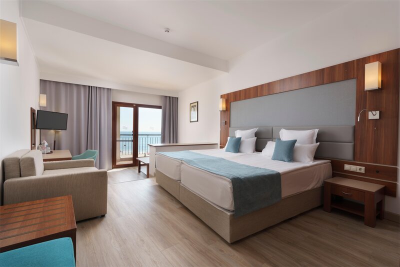 Alua Helios Bay 86