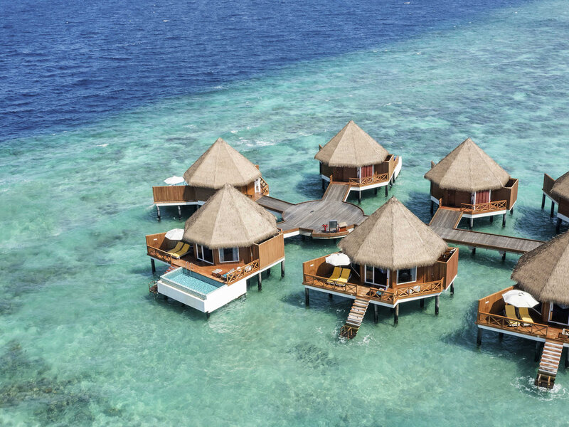 Mercure Maldives Kooddoo Resort 2