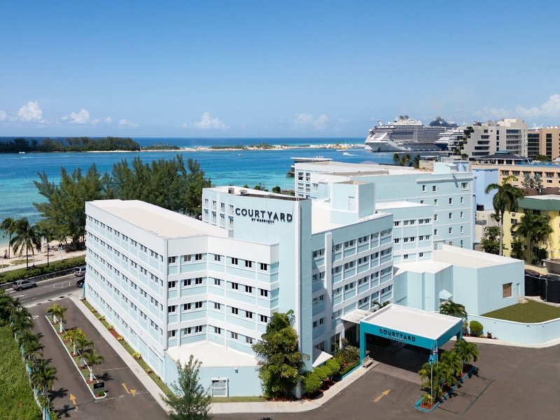 Courtyard Nassau Downtown/Junkanoo Beach 1
